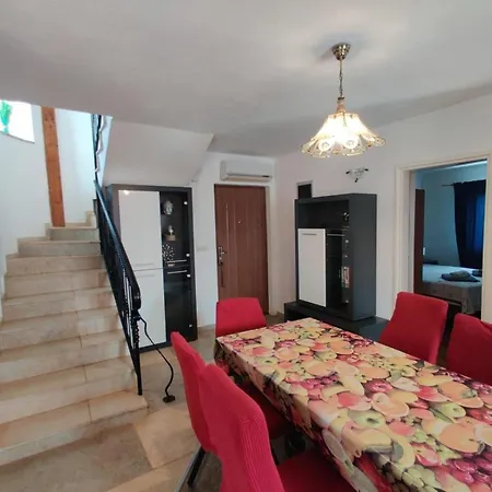 بيت للعطل Haus Mit Pool In Der